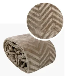 miekki-i-gruby-koc-tloczony-jak-narzuta-costa-150x200-ciemny-bezowy