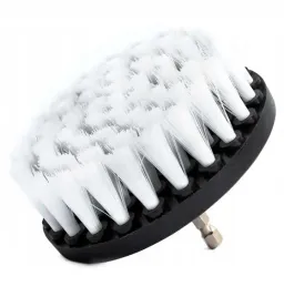 szczotka-do-czyszczenia-tapicerki-na-wiertarke