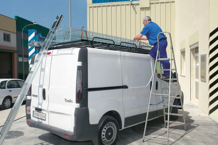 bagaznik-platforma-kosz-ford-transit-2014-l2h3-model-cr-909-357