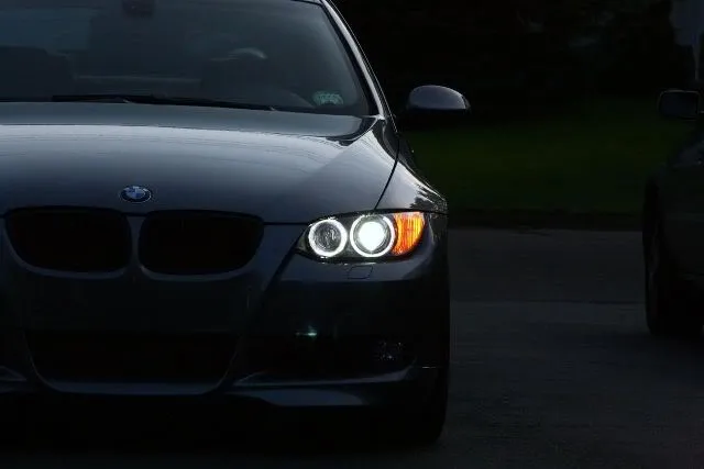 led-marker-biale-ringi-bmw-e90-lci-nssc-e90l-20w-stan-nowy