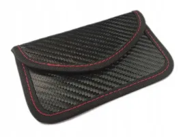 etui-na-kluczyk-blokujace-sygnal-keyless-carbon