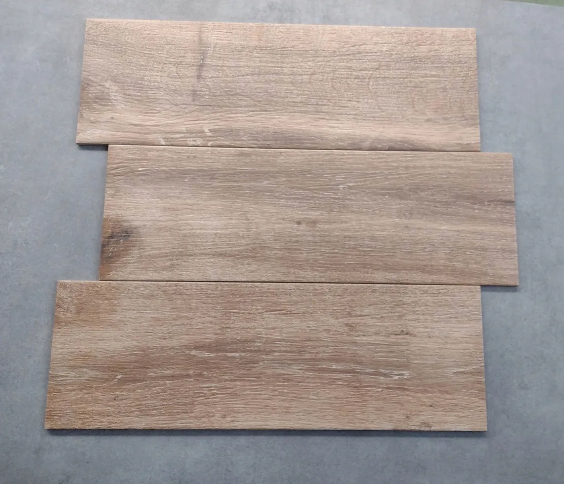 plytki-drewopodobne-gres-alberon-umbra-stan-nowy