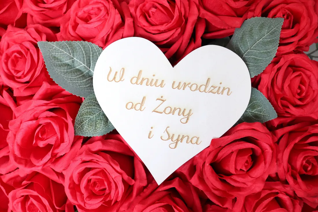 serce-z-dedykacja-roze-50x50-stan-nowy