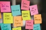 karteczki-post-it-z-notes-8x90k-podajnik-gratis-marka-inna