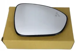 prawy-wklad-lusterka-dacia-logan-dacia-sandero-iii-2021-asystent