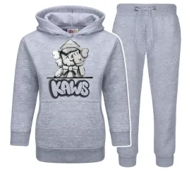 dres-dzieciecy-kaws-producent