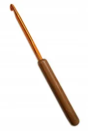 szydelko-aluminiowe-z-bambusowa-raczka-skc-450-mm
