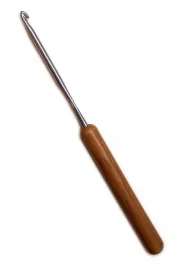 szydelko-aluminiowe-z-bambusowa-raczka-skc-400-mm