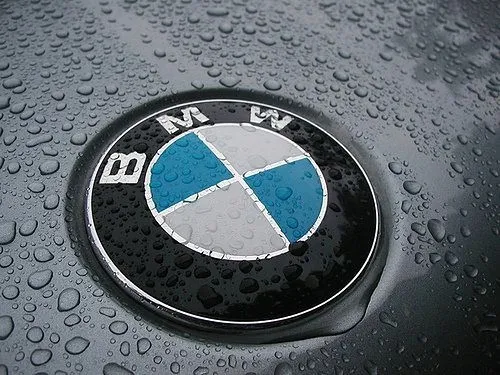 emblemat-znaczek-logo-bmw-82mm-e30-e34-e38-e46-e53-e83-e60-e61-e67-x3-nowy