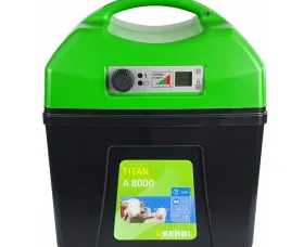 elektryzator-akumulatorowy-titan-a-8000-dla-koni-bydla-dzikow-owiec-i-koz