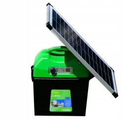elektryzator-akumulatorowy-titan-a8000-80j-panel-sloneczny-25w-kerbl