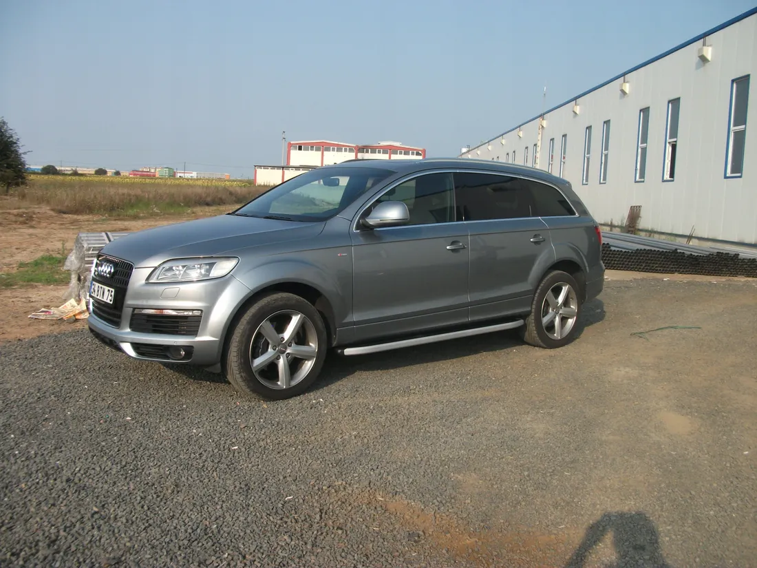 audi-q5-2017-orurowanie-stopnie-boki-progi-podesty
