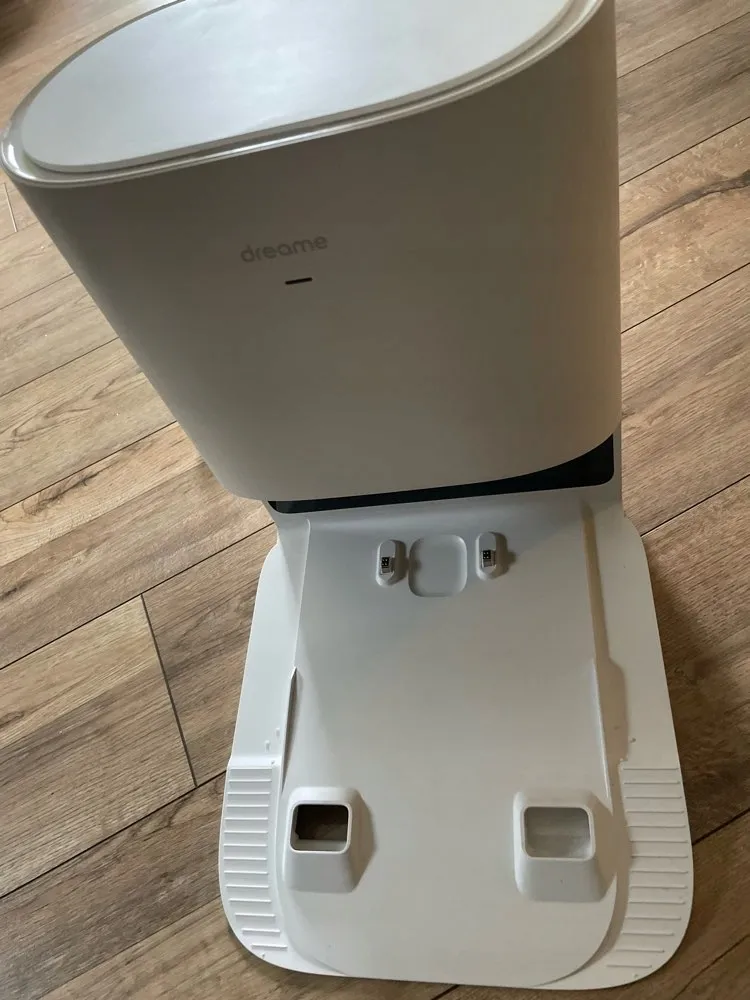 robot-sprzatajacy-dreame-d10s-plus-stan-powystawowy