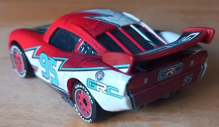 cars-auto-lightning-mcqueen-hty00-material-metal