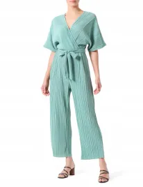 yas-kombinezon-z-plisami-model-olinda-s