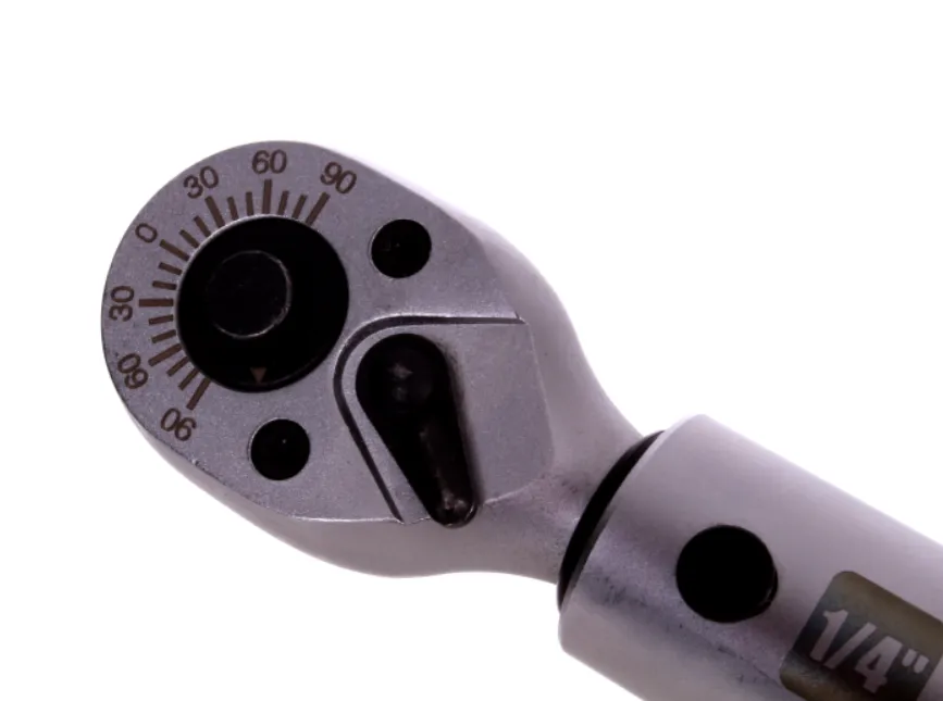 klucz-dynamometryczny-1-4-4-20-nm