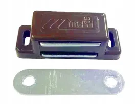 zatrzask-meblowy-magnetyczny-zamek-magnes-szafek