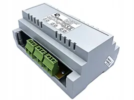 przelacznik-przetwornica-siec-30a-230v-12v-do-przyczepy-kampera-pp30