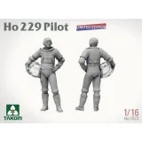 figurka-ho-229-pilot-model-1023-takom-material-tworzywo-sztuczne