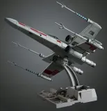 x-wing-starfighter-marka-revell-stan-nowy