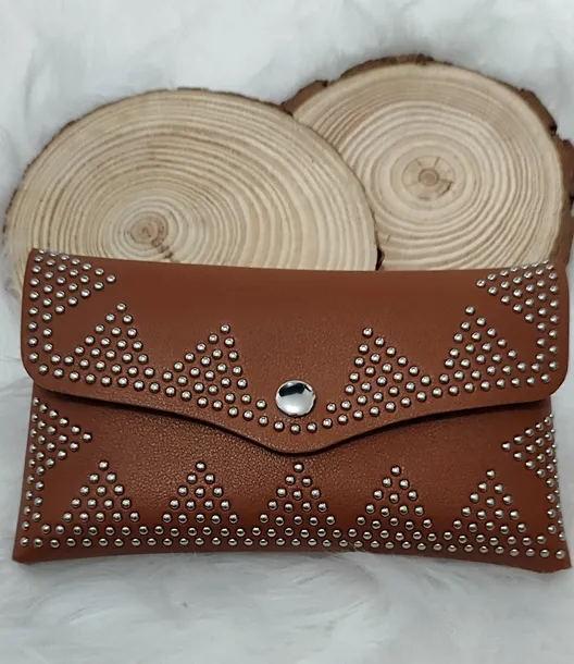 torebka-damska-do-spodni-zapiecie-zatrzask