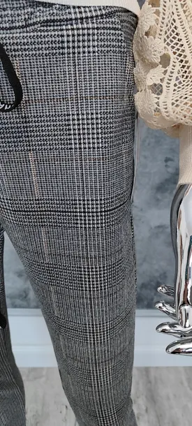 spodnie-damskie-l-fason-rurki