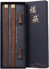 zestaw-2-par-drewnianych-paleczek-z-podstawkami-w-etui