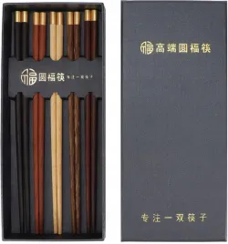 zestaw-5-par-japonskich-paleczek-drewnianych-wielokrotnego-uzytku-lekkie