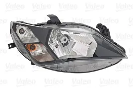 reflektor-swiatel-przednich-046721-val