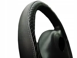 pokrowiec-nakladka-na-kierownice-skora-skorzany-pikowany-czarny-premium