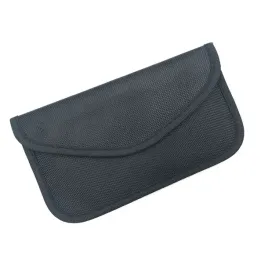 etui-antykradziezowe-na-klucze-samochodowe-telefon-blokujace-fale-radiowe-f