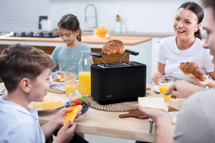 toaster-lauben-900bc-stan-nowy-kolor-dominujacy-czarny