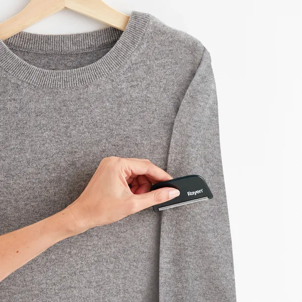 rayen-golarka-do-ubran-cechy-dodatkowe-nozyki-ze-stali-nierdzewnej