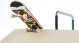 fingerboard-spin-master-shred-pyramid-waga-z-opakowaniem-0-8-kg
