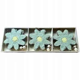 dekoracja-wiosenna-kwiatki-niebieskie-wielkanoc