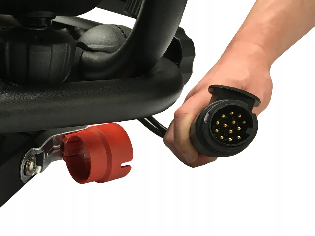 bagaznik-rowerowy-platforma-na-hak-aguri-active-bike-pro-black-3-rowery
