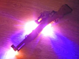 karabin-pistolet-obracany-magazynek-efekty-led