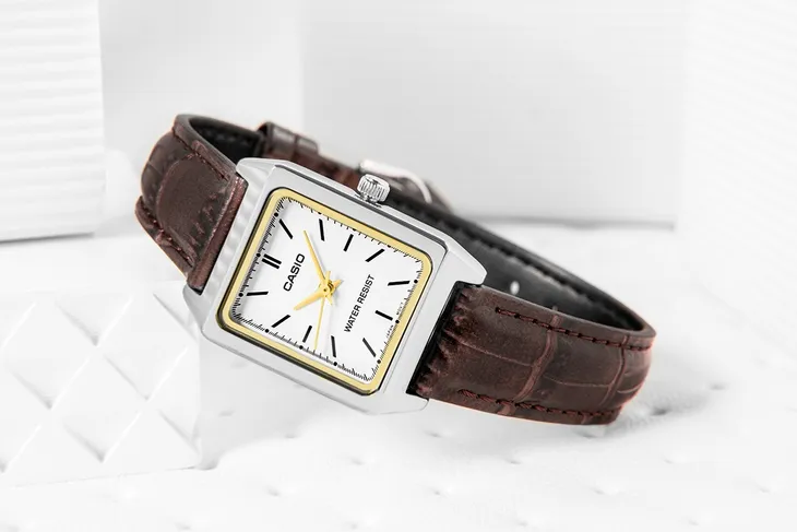 zegarek-damski-casio-ltp-v007l-7e2udf-box-produkt-wprowadzony-do-obrotu-na-terenie-ue-przed-13-12-2024-tak