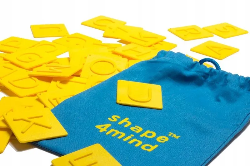 shape4mind-duze-litery-156-sztuk