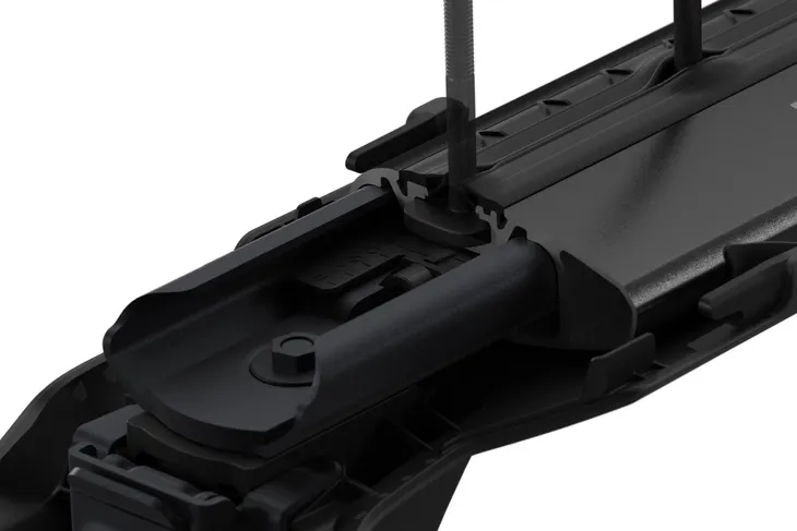 thule-belka-wingbar-edge-black-68-cm-721120-stan-nowy-producent-thule