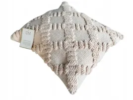 poszewka-bezowa-wzorki-tloczone-39-x-39-cm