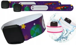 wodoodporna-opaska-identyfikacyjna-dla-dziecka-na-reke-numer-telefonu-basen