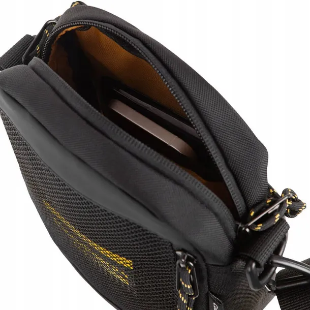 torba-na-ramie-coolpack-walt-black-rodzaj-na-ramie