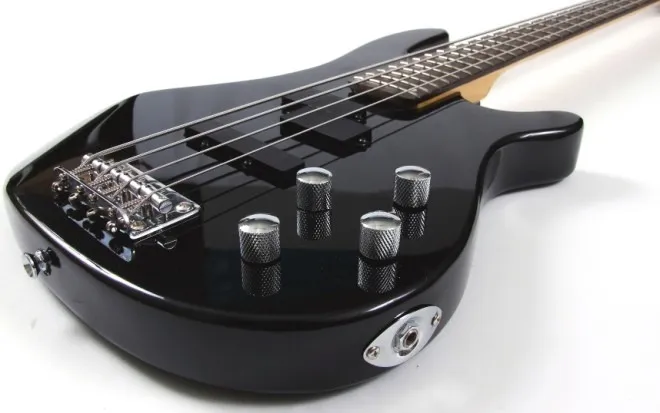 gitara-basowa-wzmacniacz-gitarowy-30-watt-zestaw-stan-nowy