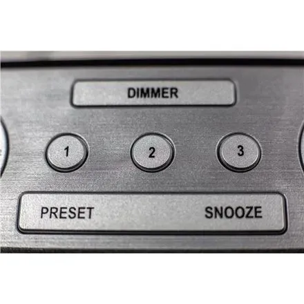 radiobudzik-soundmaster-ur240sw-zlacza-minijack
