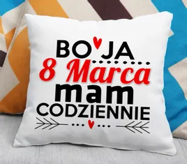 poduszka-bo-ja-8-marca-mam-codziennie