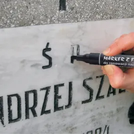 marker-do-renowacji-napisow-nagrobki-zloty-groby-naprawa-napisow-mazak