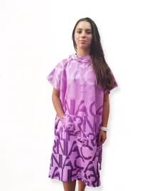 poncho-stroj-dla-surfera-morsa-sportowe-turystyczne-basenowe-microfibra