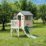 domek-na-palach-wiek-dziecka-2-lata