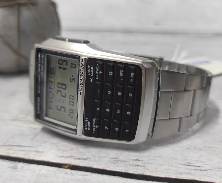 zegarek-casio-dbc-32d-1aef-databank-kalkulator-marka-casio